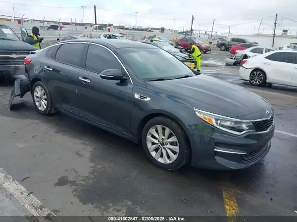 5XXGT4L34GG003057 2016 KIA OPTIMA - Image 1
