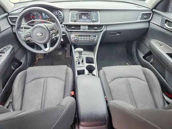 5XXGT4L34GG004094 2016 KIA OPTIMA - Image 8