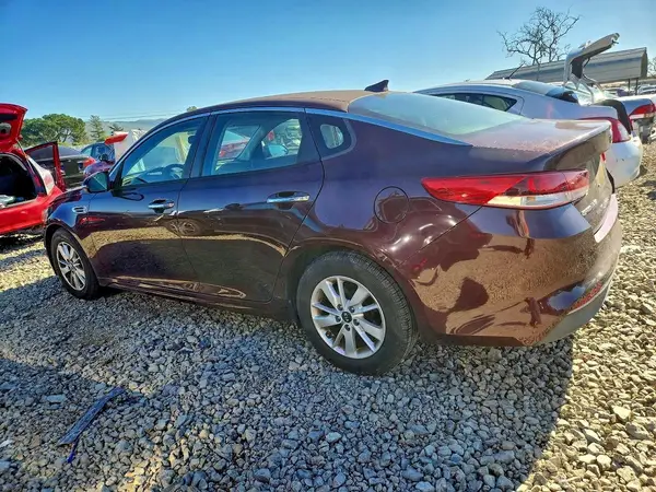 5XXGT4L34GG009103 2016 KIA OPTIMA - Image 2