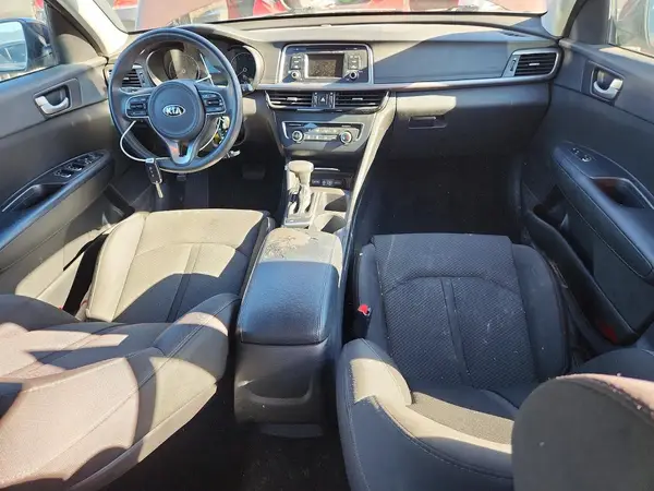 5XXGT4L34GG009103 2016 KIA OPTIMA - Image 8