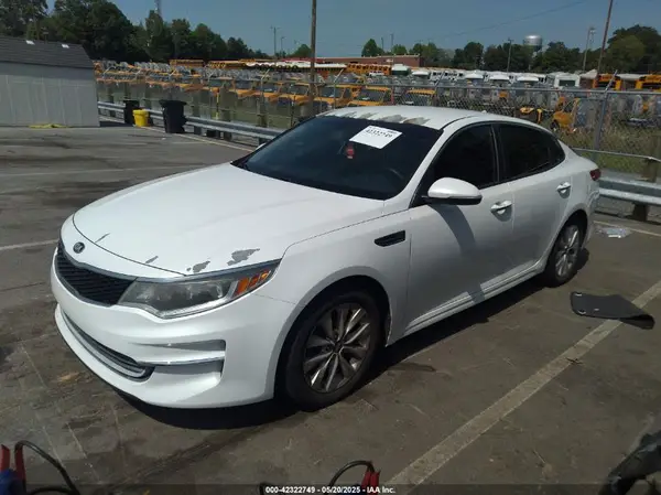 5XXGT4L34GG009389 2016 KIA OPTIMA - Image 2