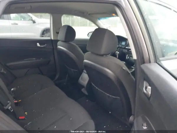5XXGT4L34GG014740 2016 KIA OPTIMA - Image 8