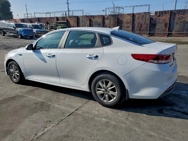 5XXGT4L34GG019758 2016 KIA OPTIMA - Image 2