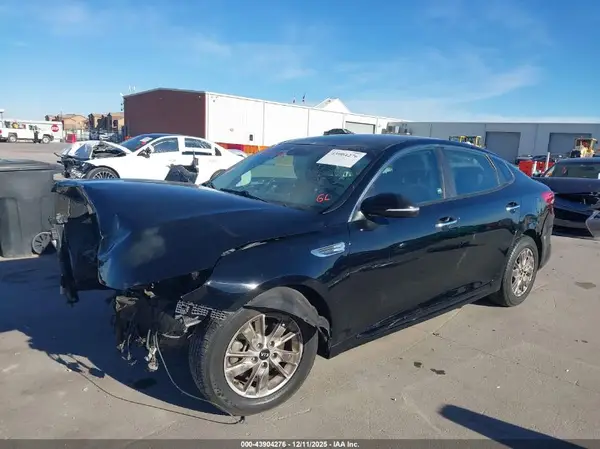 5XXGT4L34GG022806 2016 KIA OPTIMA - Image 2
