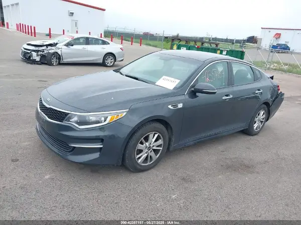 5XXGT4L34GG023664 2016 KIA OPTIMA - Image 2