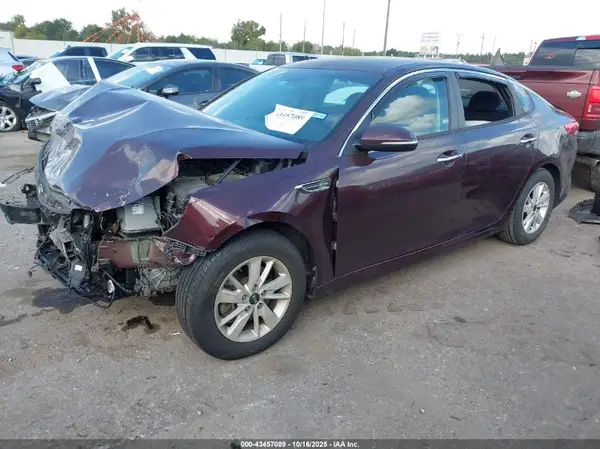 5XXGT4L34GG028976 2016 KIA OPTIMA - Image 2