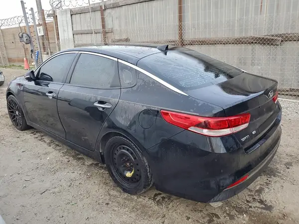 5XXGT4L34GG032607 2016 KIA OPTIMA - Image 2