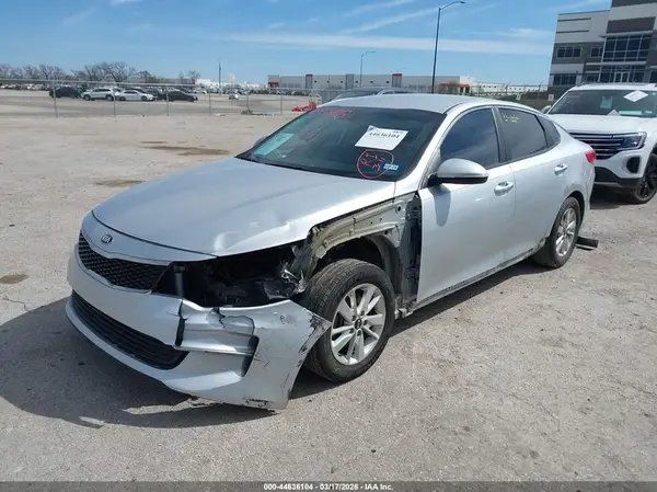 5XXGT4L34GG033725 2016 KIA OPTIMA - Image 2