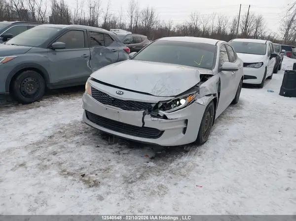 5XXGT4L34GG036415 2016 KIA OPTIMA - Image 2