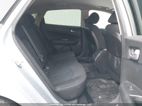 5XXGT4L34GG036415 2016 KIA OPTIMA - Image 8