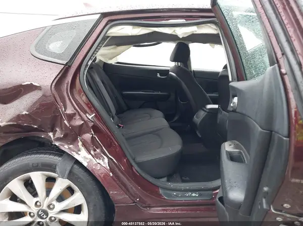 5XXGT4L34GG036947 2016 KIA OPTIMA - Image 8