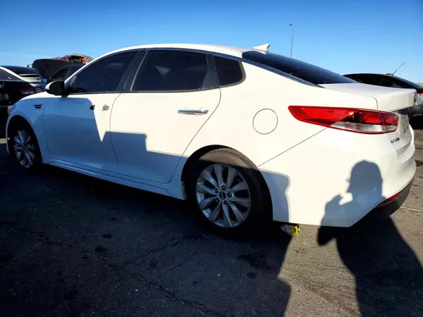 5XXGT4L34GG044238 2016 KIA OPTIMA - Image 2