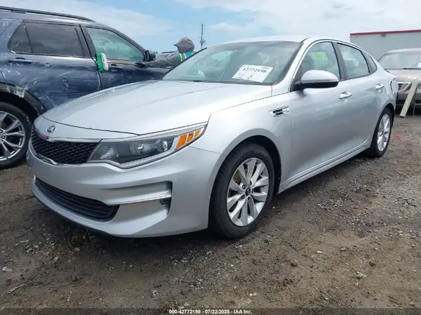 5XXGT4L34GG052890 2016 KIA OPTIMA - Image 2