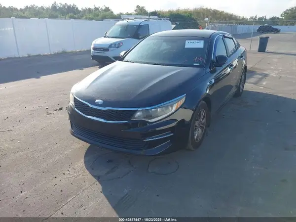 5XXGT4L34GG055532 2016 KIA OPTIMA - Image 2
