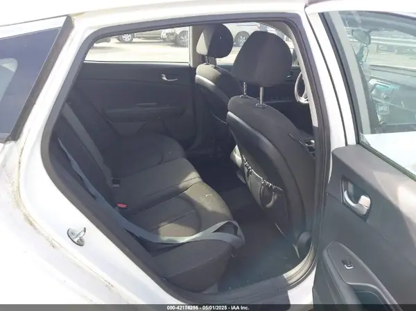 5XXGT4L34GG061718 2016 KIA OPTIMA - Image 8
