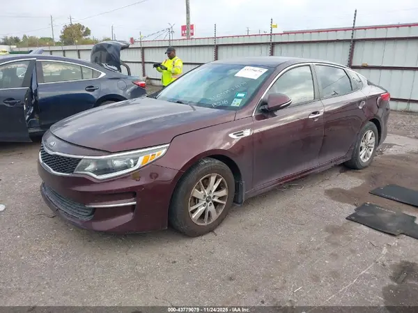 5XXGT4L34GG068278 2016 KIA OPTIMA - Image 2