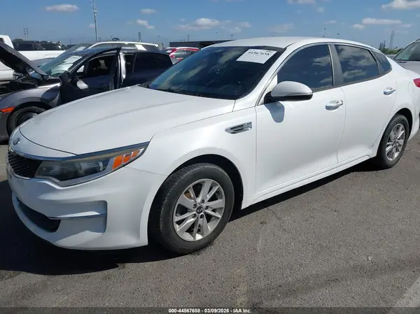 5XXGT4L34GG070158 2016 KIA OPTIMA - Image 2