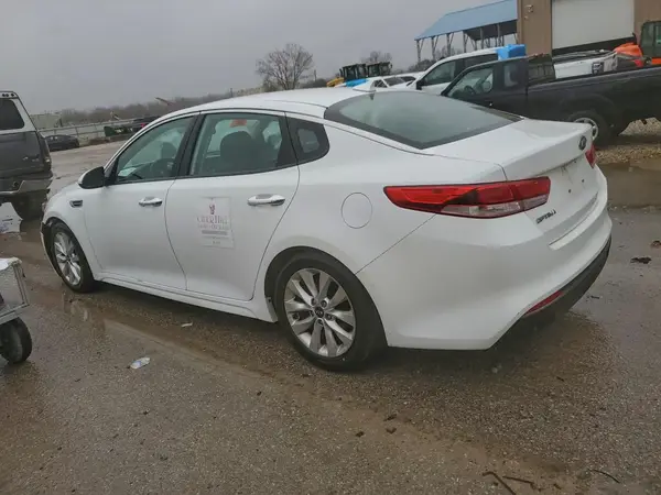 5XXGT4L34GG071875 2016 KIA OPTIMA - Image 2