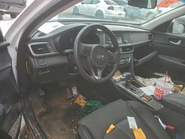 5XXGT4L34GG071875 2016 KIA OPTIMA - Image 8