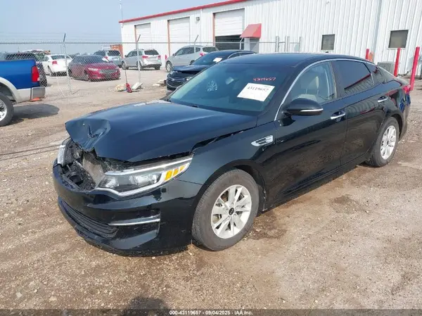 5XXGT4L34GG079068 2016 KIA OPTIMA - Image 2