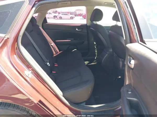 5XXGT4L34GG089129 2016 KIA OPTIMA - Image 8