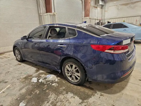 5XXGT4L34GG093293 2016 KIA OPTIMA - Image 2