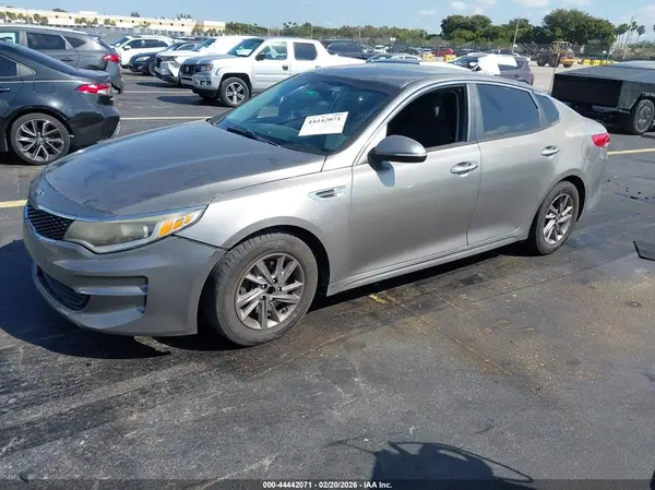 5XXGT4L34GG096839 2016 KIA OPTIMA - Image 2