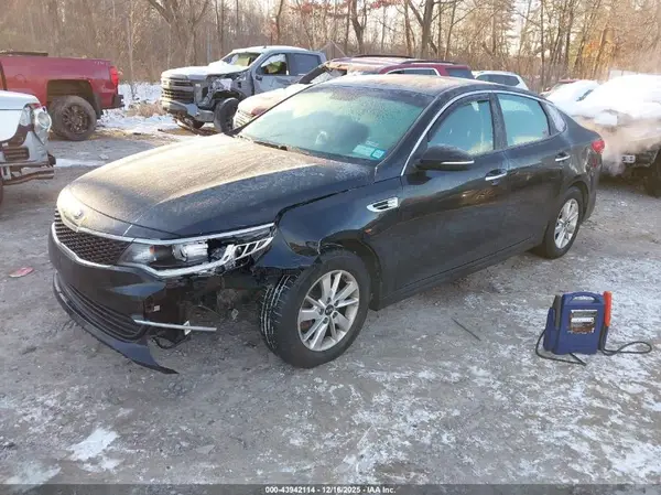 5XXGT4L34GG098557 2016 KIA OPTIMA - Image 2