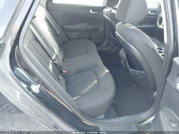 5XXGT4L34GG101523 2016 KIA OPTIMA - Image 8