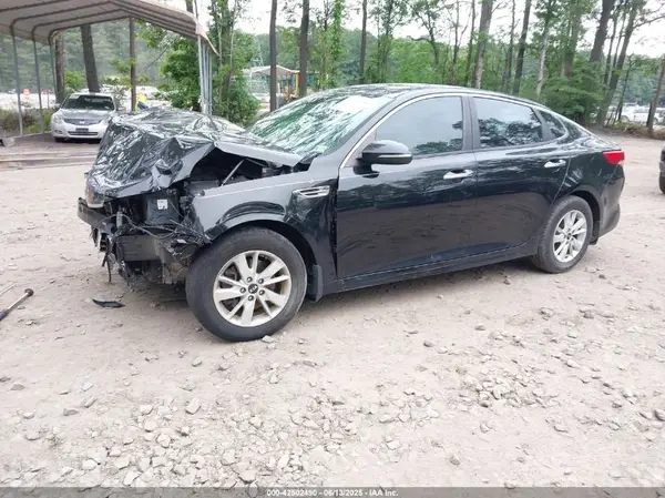 5XXGT4L34GG111999 2016 KIA OPTIMA - Image 2