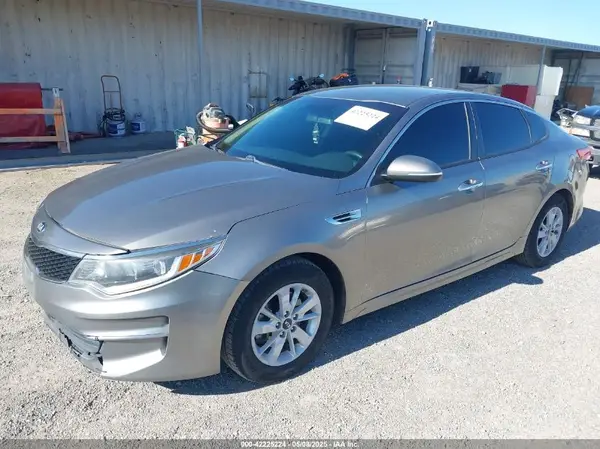 5XXGT4L34GG112294 2016 KIA OPTIMA - Image 2