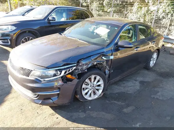 5XXGT4L34HG121837 2017 KIA OPTIMA - Image 2
