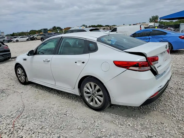 5XXGT4L34HG124415 2017 KIA OPTIMA - Image 2