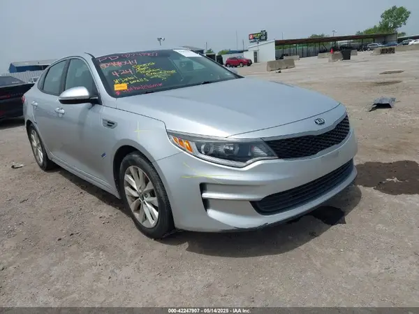 5XXGT4L34HG124656 2017 KIA OPTIMA - Image 1
