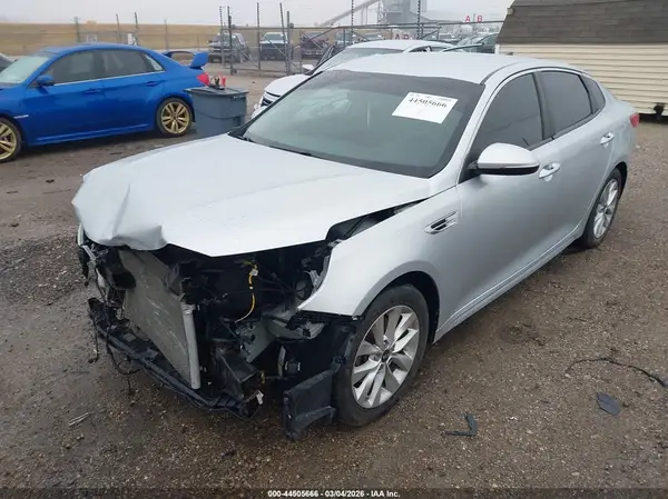 5XXGT4L34HG124690 2017 KIA OPTIMA - Image 2