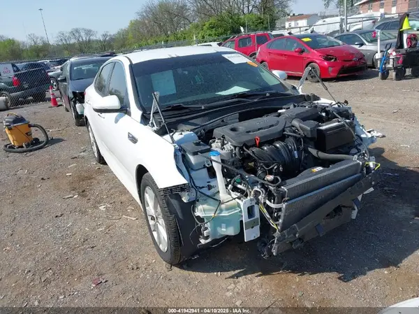 5XXGT4L34HG125483 2017 KIA OPTIMA - Image 1