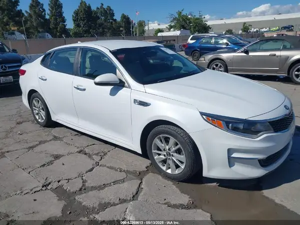 5XXGT4L34HG128304 2017 KIA OPTIMA - Image 1