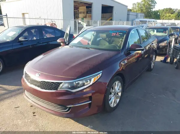 5XXGT4L34HG128688 2017 KIA OPTIMA - Image 2