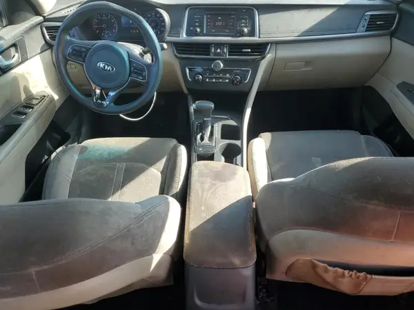 5XXGT4L34HG136631 2017 KIA OPTIMA - Image 8