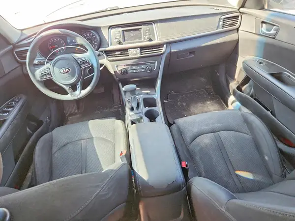 5XXGT4L34HG137696 2017 KIA OPTIMA - Image 8