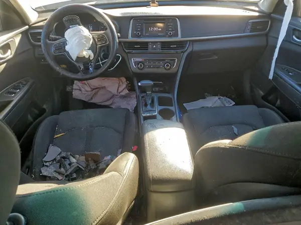 5XXGT4L34HG137861 2017 KIA OPTIMA - Image 8