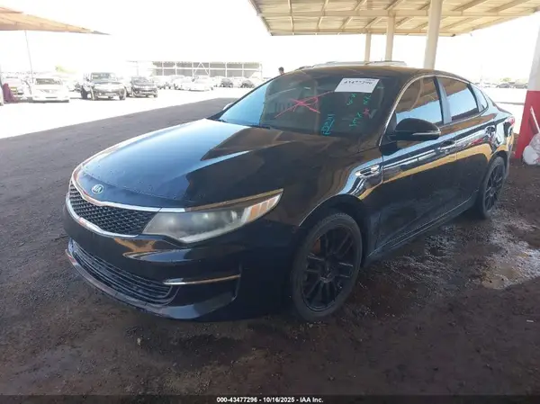 5XXGT4L34HG139111 2017 KIA OPTIMA - Image 2