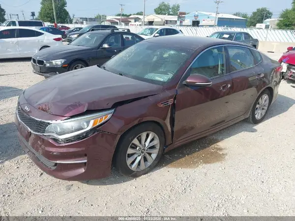 5XXGT4L34HG139366 2017 KIA OPTIMA - Image 2