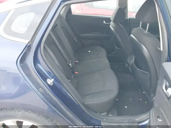 5XXGT4L34HG140596 2017 KIA OPTIMA - Image 8