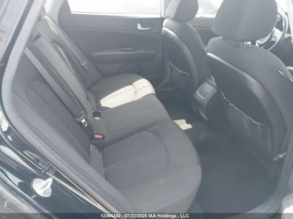 5XXGT4L34HG141893 2017 KIA OPTIMA - Image 8