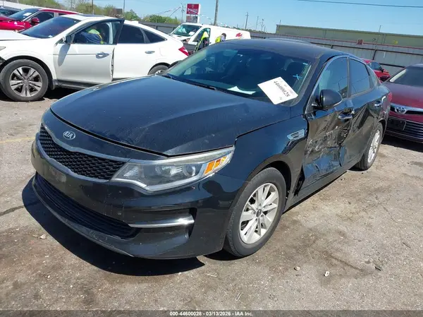 5XXGT4L34HG143692 2017 KIA OPTIMA - Image 2