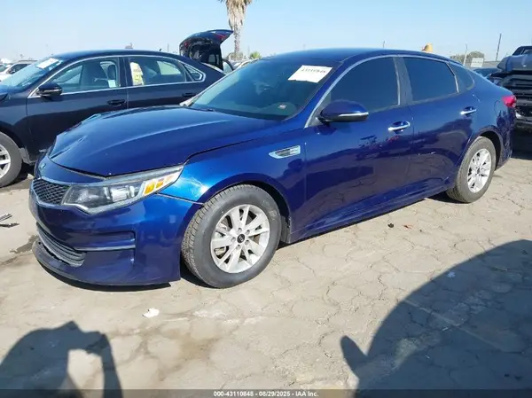 5XXGT4L34HG144180 2017 KIA OPTIMA - Image 2