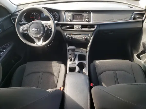 5XXGT4L34HG147550 2017 KIA OPTIMA - Image 8