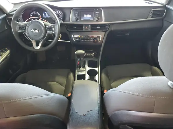 5XXGT4L34HG147855 2017 KIA OPTIMA - Image 8
