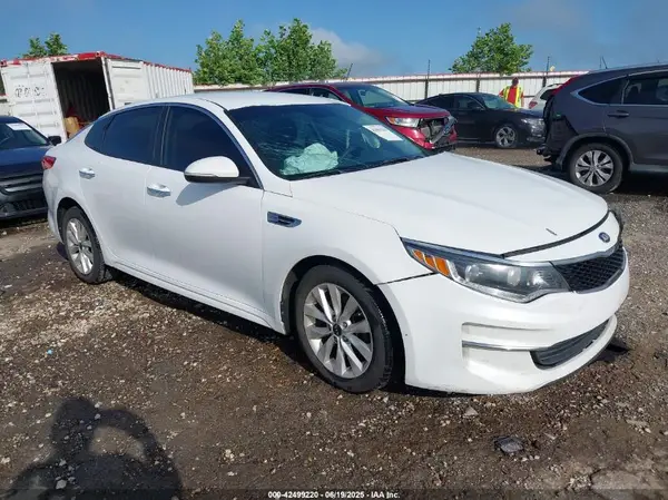 5XXGT4L34HG148486 2017 KIA OPTIMA - Image 1